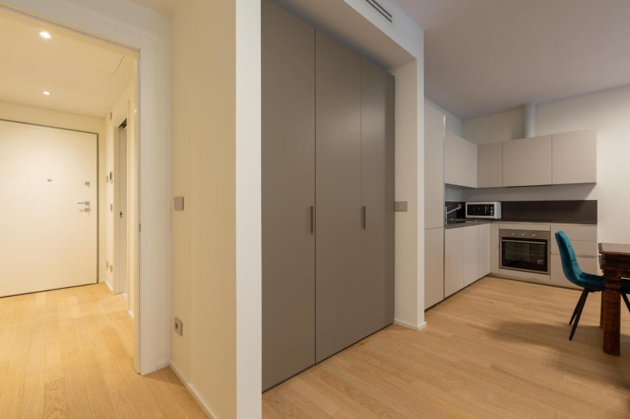 Cozy Flat With Parking Apartment Milano Exterior foto