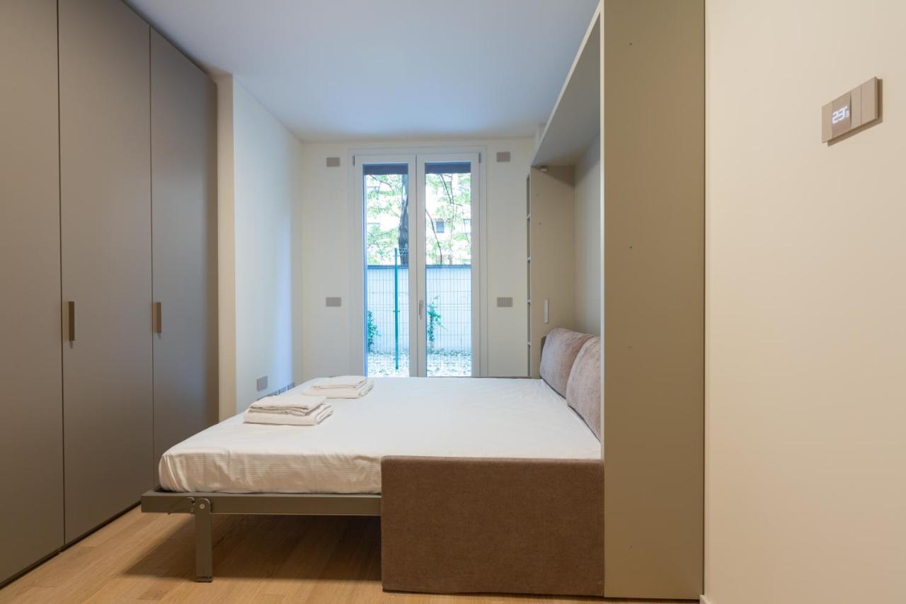 Cozy Flat With Parking Apartment Milano Exterior foto